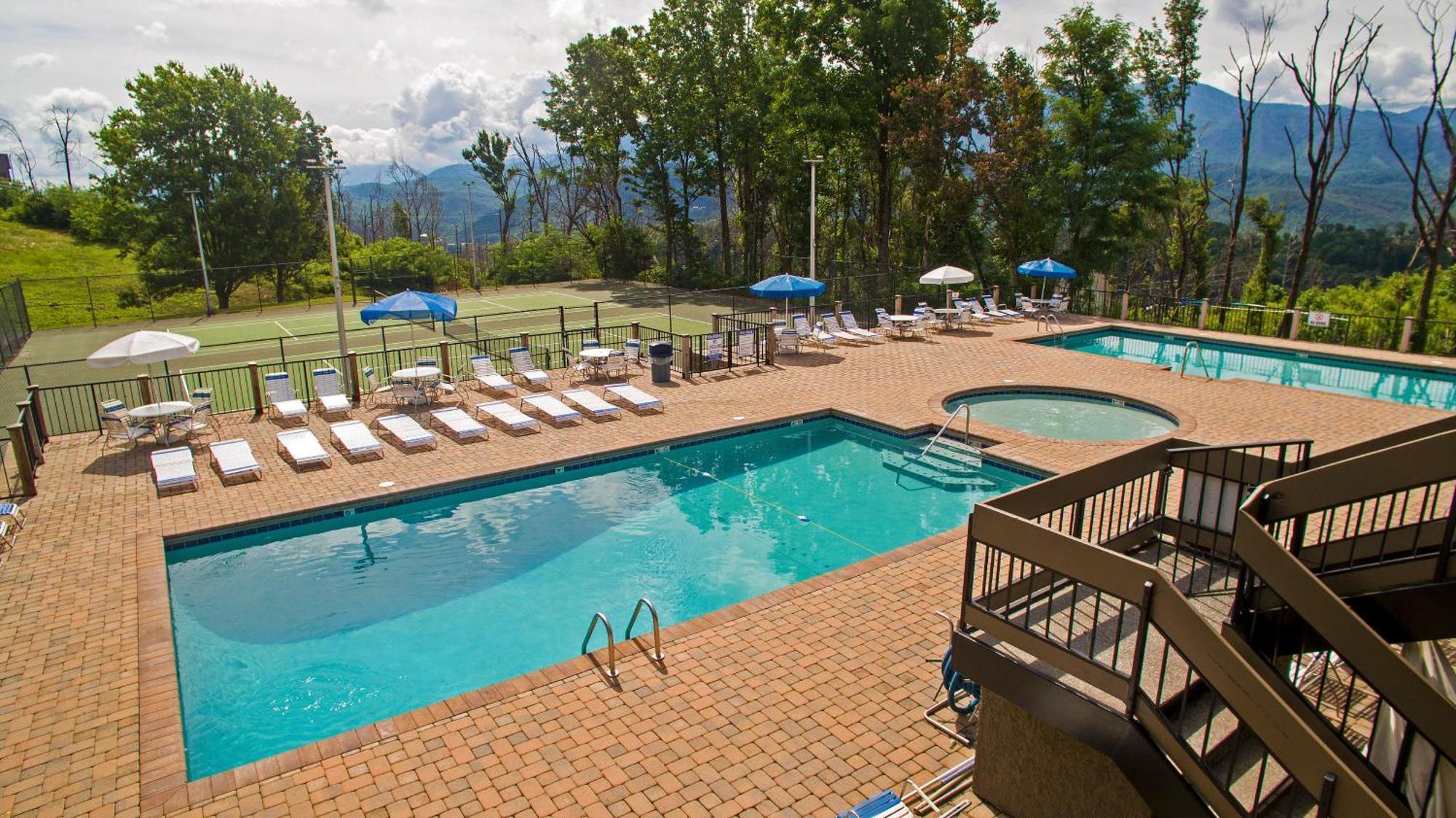 Serenity Heights, Amazing Views, Hot Tub Pool Access, 1089 Free Tickets Each Paid Day, Dollywood Gatlinburg Ruang foto