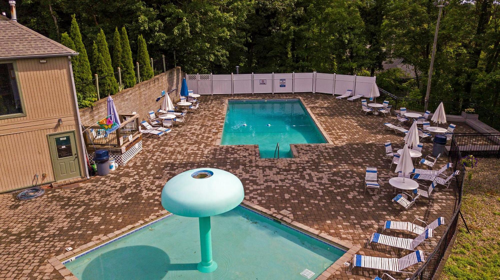 Serenity Heights, Amazing Views, Hot Tub Pool Access, 1089 Free Tickets Each Paid Day, Dollywood Gatlinburg Ruang foto